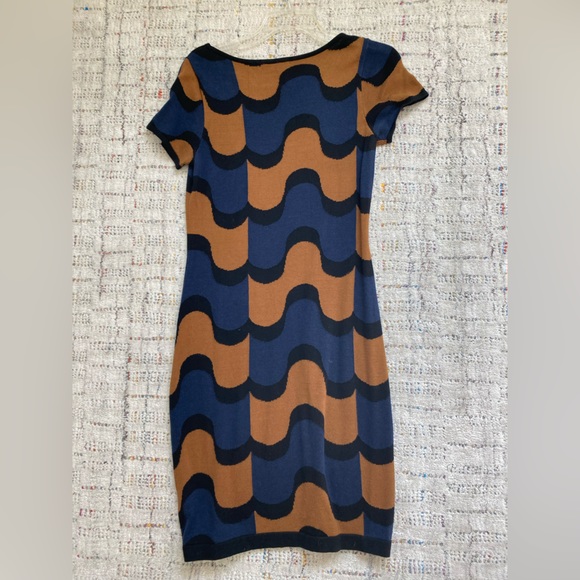 Boden - Abigail Retro Print Sweater Dress - Picture 2 of 5